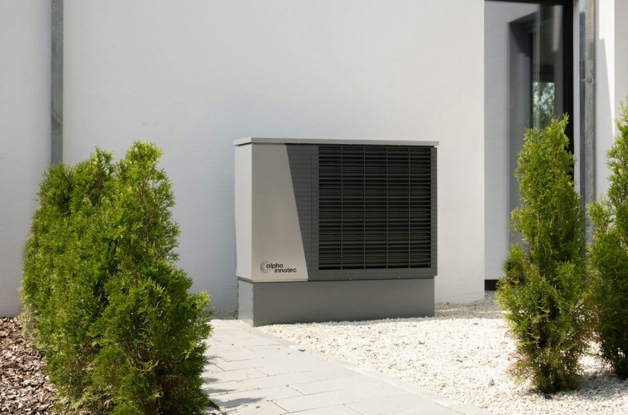 Fördermittel für Wärmepumpen und Pelletsanlagen für Ihr Wohn und Nichtwohngebäude Berechnung für Heizlast und hydraulischen Abgleich für Ihren Heizungstausch